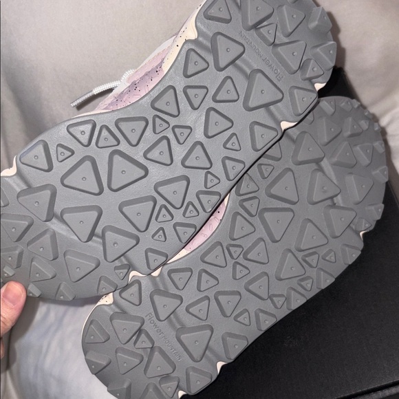 NWT Flower Mountain Yamano 3 Sneaker in Cipria Beige - Picture 14 of 14